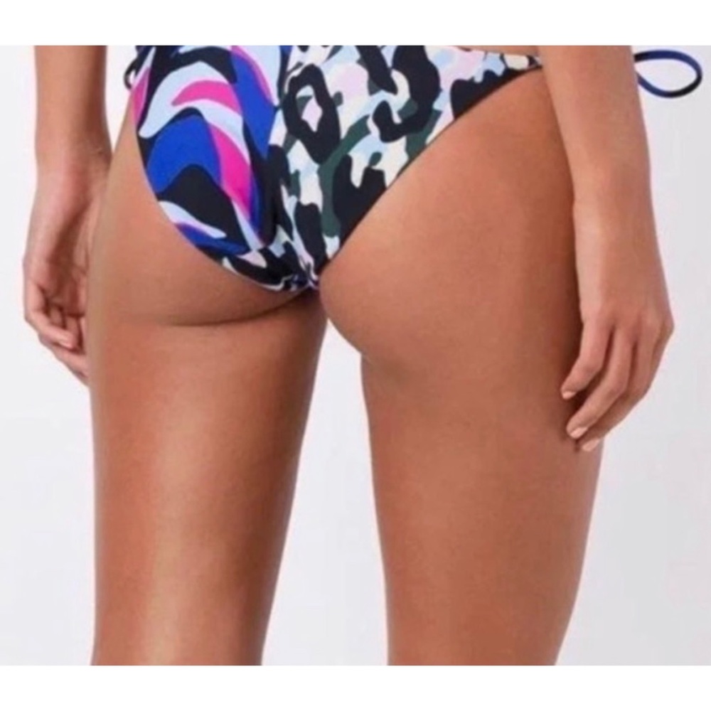 Versace Bikini Set - Picture 8 of 8